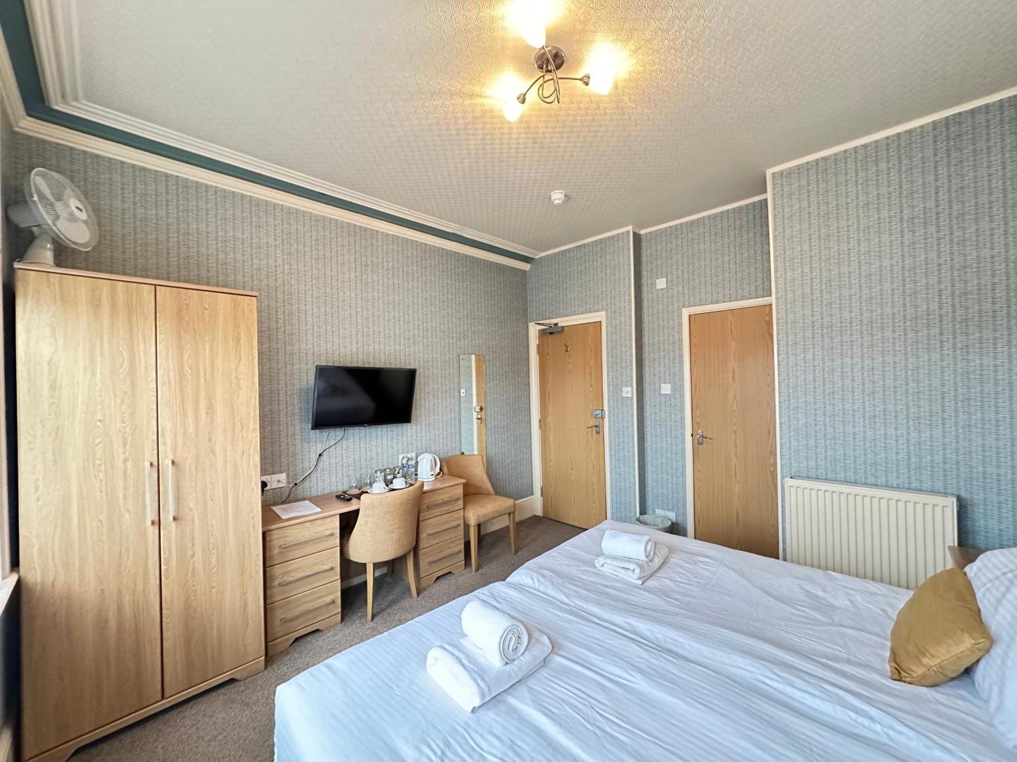 Devonia Express Hotel Eastbourne Szoba fotó