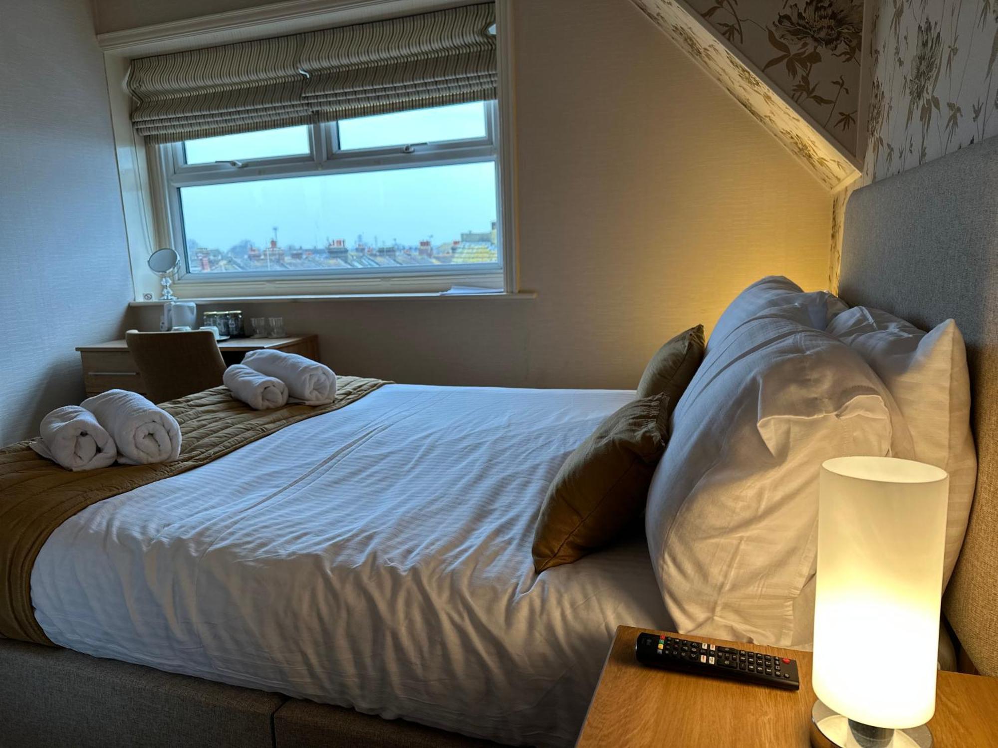 Devonia Express Hotel Eastbourne Szoba fotó